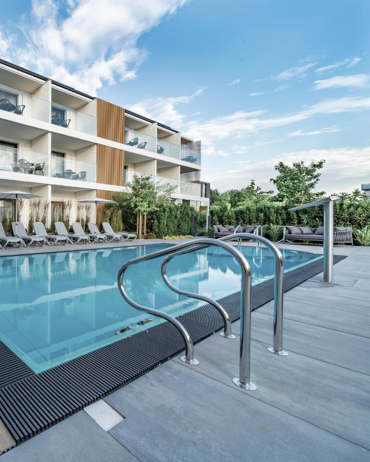 Aparthotel Rosa Style Rowy  Esterno foto